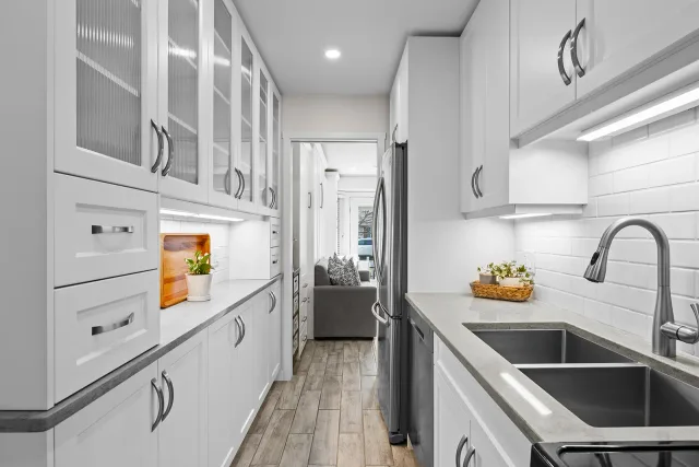 Sunshine Suite, Beach, Full Kitchen, Laundry
